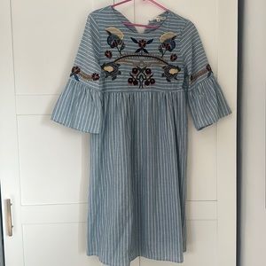 Embroidered bell-sleeve dress